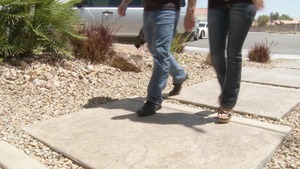 Brazzers Exxtra: Stepmom Phoenix Marie spanking