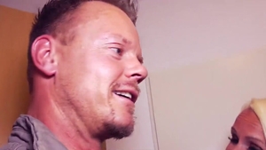 Hitzefrei.com - Queen Sophie Logan sucking dick in park