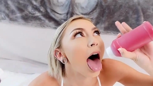 LUBED: Fucking hard accompanied by sexy Chloe Temple