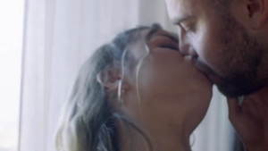 Lucid Flix: Brunette wants slamming hard