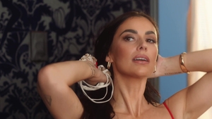 MILFY: Sexy brunette rushes sloppy fucking in high heels